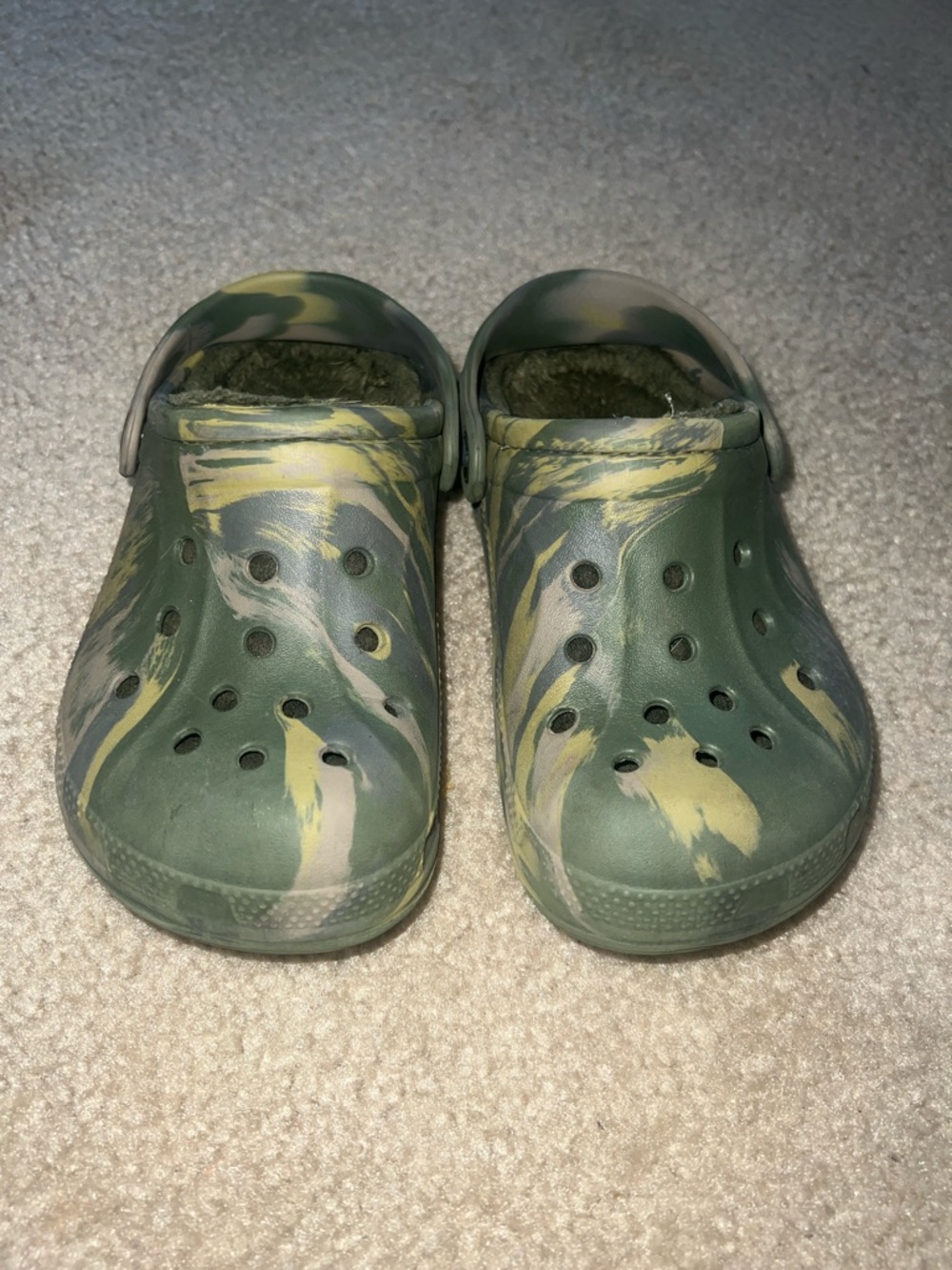 Kids Green Camo Slip-On crocs with Fleeced Lining